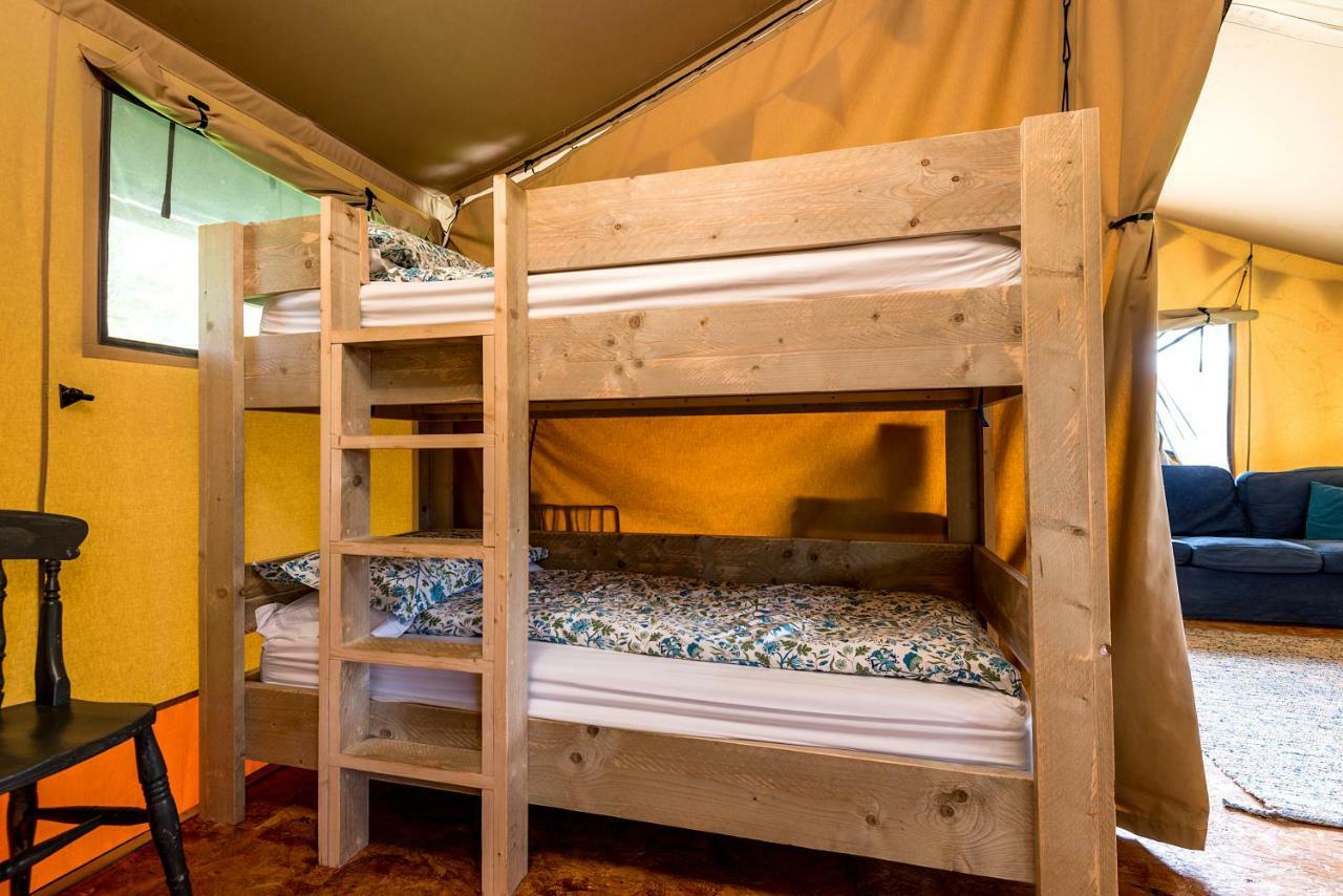 Готель Kidwelly Glamping Екстер'єр фото